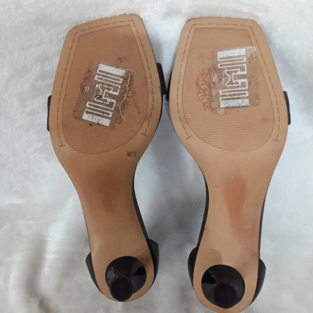 Vince Camuto Black Leather Square Toe Kitten Heel Sandals Womens 7 M